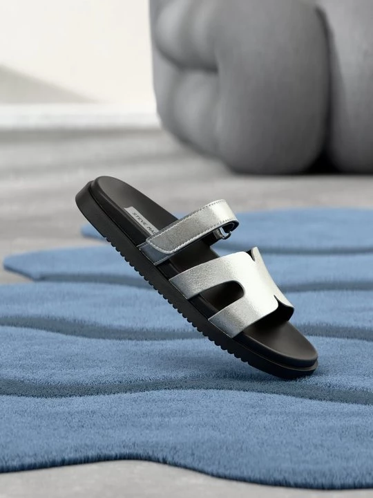 Obrázek produktu Pantofle Steve Madden stříbrná barva