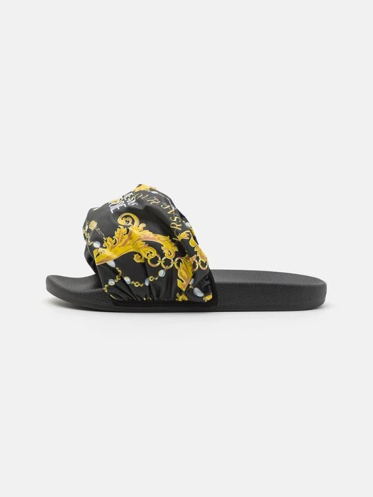 Obrázek produktu Pantofle Versace Jeans Couture černá