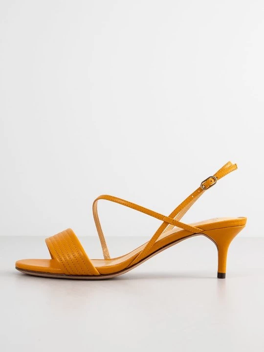 Obrázek produktu Páskové sandály Alexandre Birman hořčicově žlutá