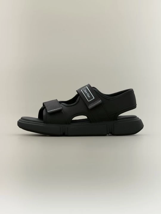 Obrázek produktu Páskové sandály Calvin Klein Jeans černá