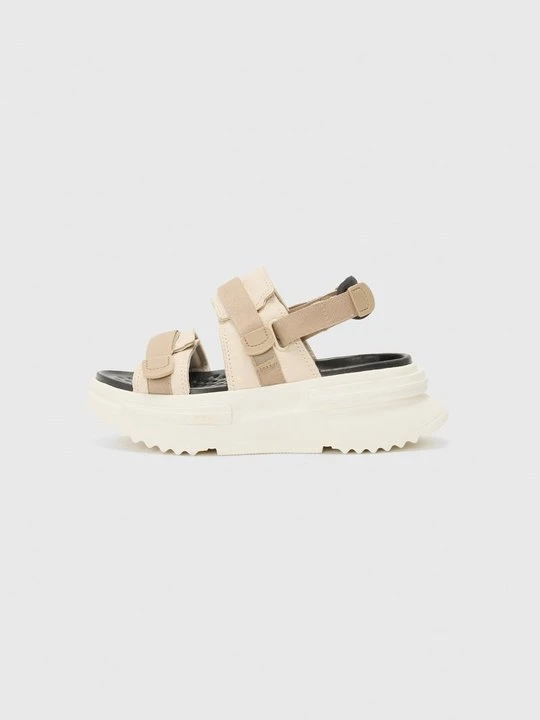 Obrázek produktu Páskové sandály Converse