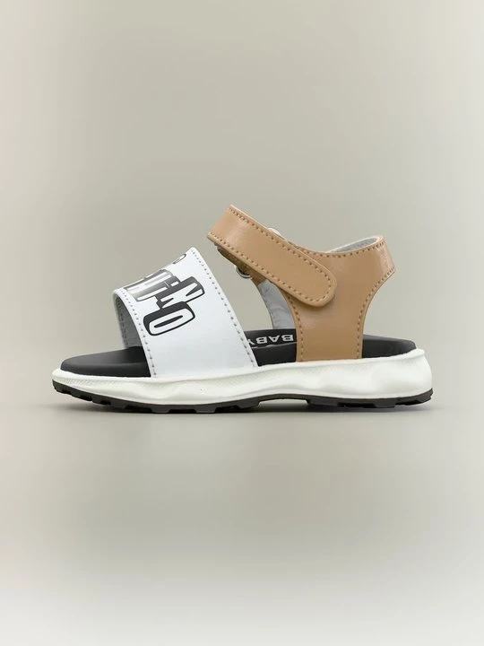 Obrázek produktu Páskové sandály MOSCHINO