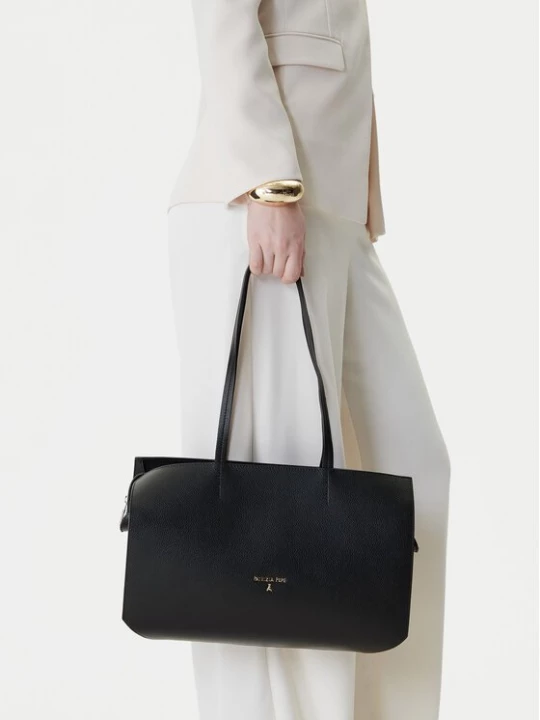 Obrázek produktu Patrizia Pepe Kabelka 8B0236/L001-K470 Černá