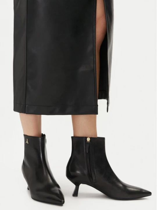 Obrázek produktu Patrizia Pepe Polokozačky 8Y0093/L048-K103 Černá