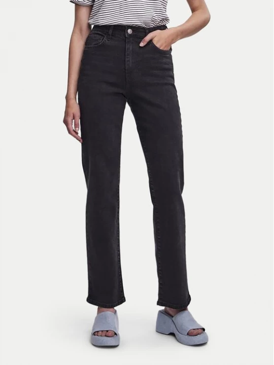Obrázek produktu Pieces Jeansy Kelly 17147294 Černá Straight Fit
