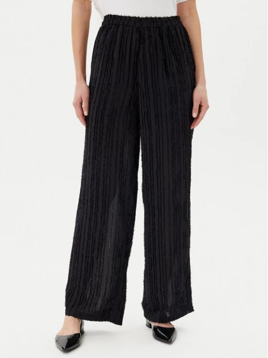 Obrázek produktu Pieces Kalhoty z materiálu Tobine 17157928 Černá Regular Fit