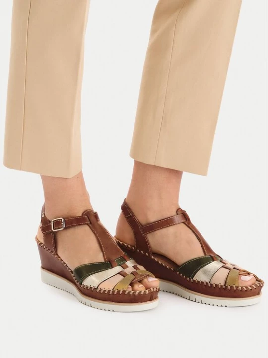 Obrázek produktu Pikolinos Sandály W3Z-1836C1 Hnědá