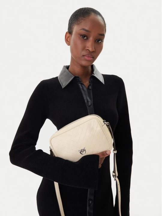 Obrázek produktu PINKO Kabelka Carrie Camera Bag Classic Al 25-26 PLTT 104336 A2JC Krémová