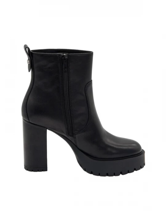 Obrázek produktu PINKO Kozačky 'PINKO CLARA 01 ANKLE BOOT CALF LEATHER Scarpe' černá