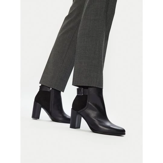 Obrázek produktu Polokozačky Clarks Freva 85 Buckle 26174749 Černá