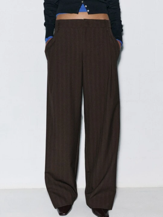 Obrázek produktu Pull&Bear Kalhoty se sklady v pase hnědá / šedá