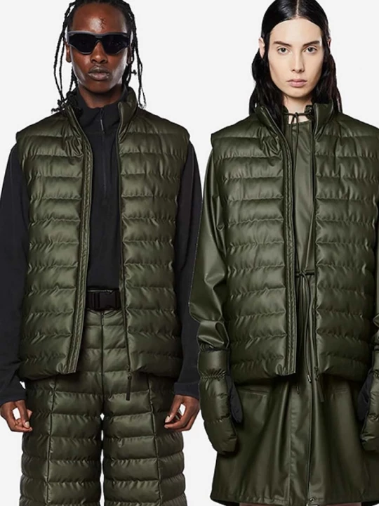 Obrázek produktu Rains Vesta Rains Trekker Vest 15200 EVERGREEN
