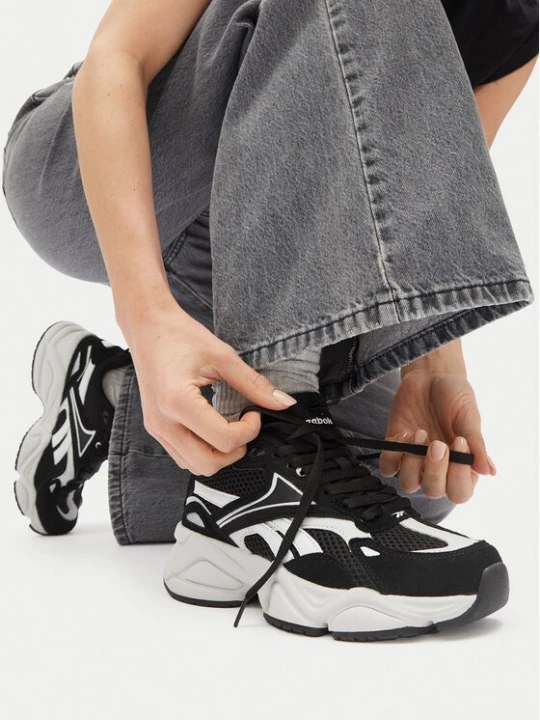 Obrázek produktu Reebok Sneakersy C-Charge AR30246WBNW Černá
