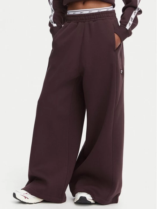 Obrázek produktu Reebok Teplákové kalhoty Aleksandra RK25682CCW Tmavě hnědá Regular Fit