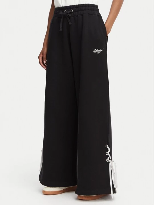 Obrázek produktu Reebok Teplákové kalhoty Dominka RK25696CCW Černá Regular Fit