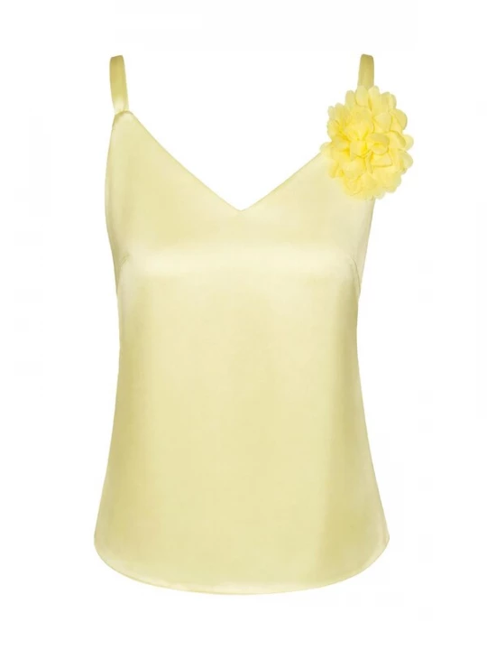 Obrázek produktu REGINA FASHION Top 'V-Neck Satin Top with 3D Flower Detail' pastelově žlutá