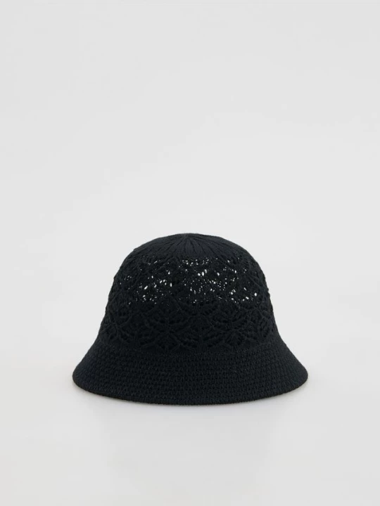 Obrázek produktu Reserved - Ažurový klobouk typu bucket - černý