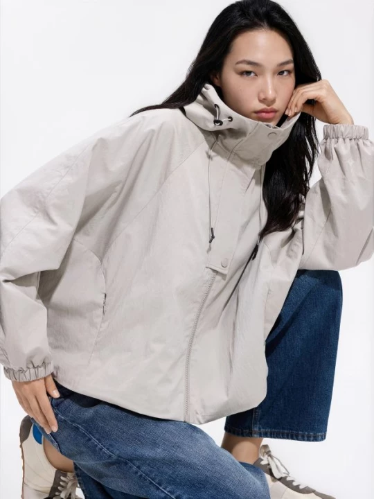 Obrázek produktu Reserved - Bunda oversize s kapucí - světle šedá