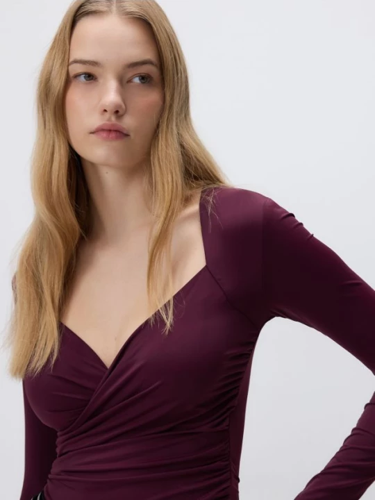 Obrázek produktu Reserved - Drapovaná halenka - tmavě fialová