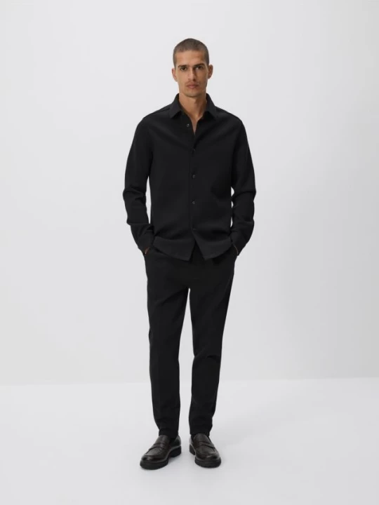 Obrázek produktu Reserved - Jednobarevná košile slim fit - černý