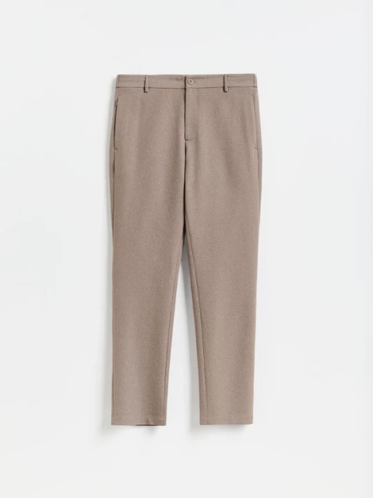 Obrázek produktu Reserved - Jednobarevné kalhoty chino slim - pudrově hnědá