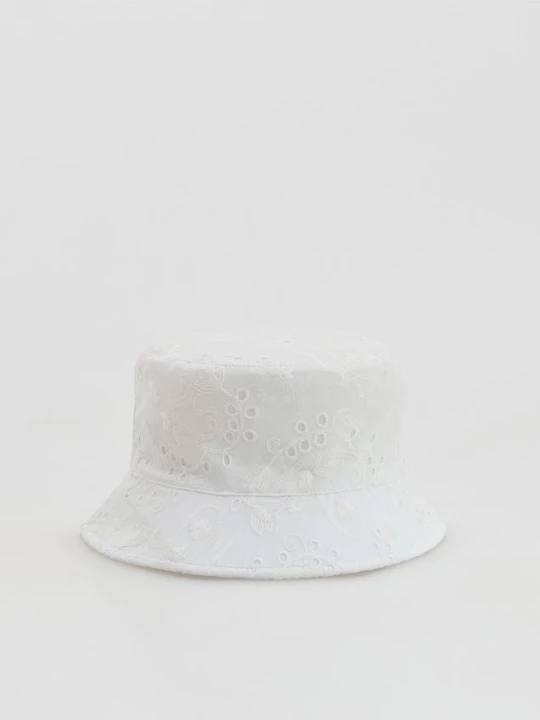 Obrázek produktu Reserved - Klobouk bucket hat s výšivkou - krémová
