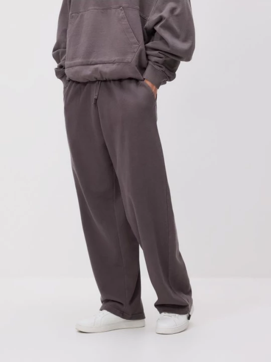 Obrázek produktu Reserved - Loose fit džíny se sepraným efektem - tmavě šedá