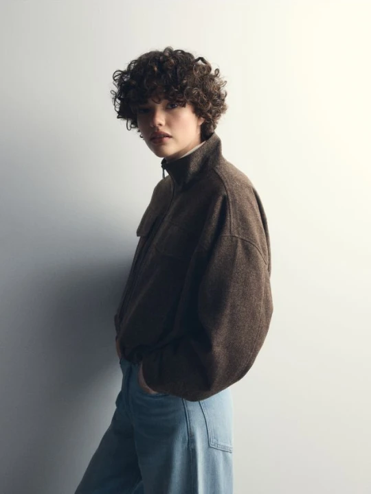 Obrázek produktu Reserved - Oversize bomber bunda - pudrově hnědá