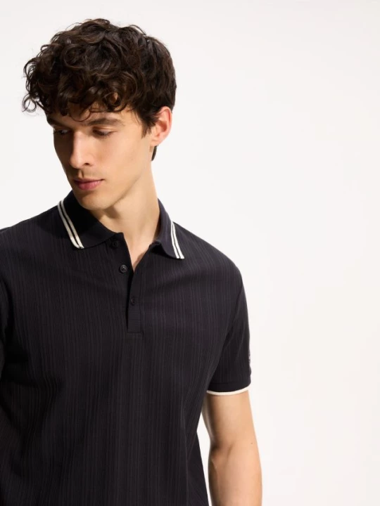 Obrázek produktu Reserved - Slim polo tričko s lemováním - černý