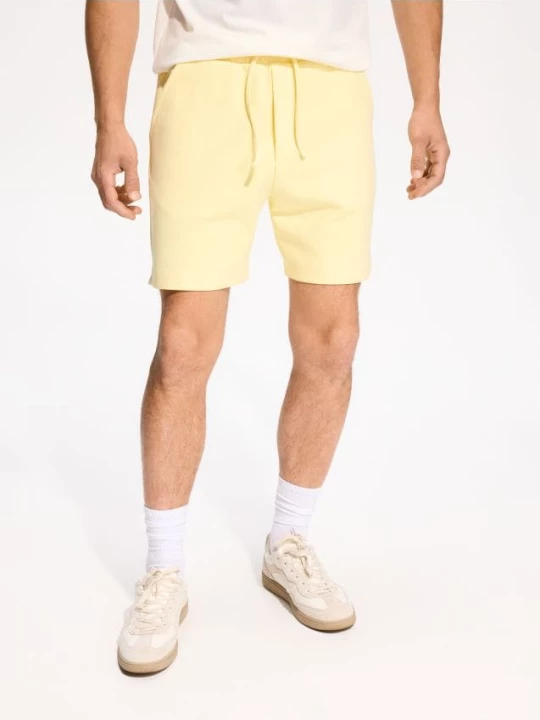 Obrázek produktu Reserved - Šortky comfort fit - žlutá