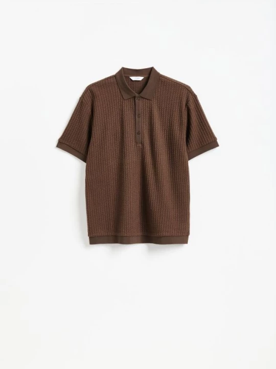 Obrázek produktu Reserved - Strukturální polo comfort fit - pudrově hnědá