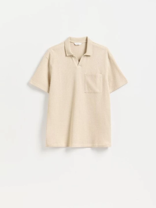 Obrázek produktu Reserved - Strukturální polo tričko comfort fit - béžová
