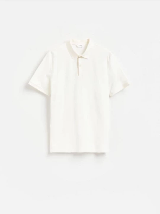 Obrázek produktu Reserved - Strukturované polo regular fit - krémová