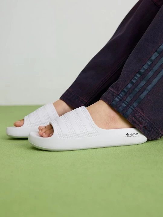 Obrázek produktu Sandály do bazénu adidas Originals