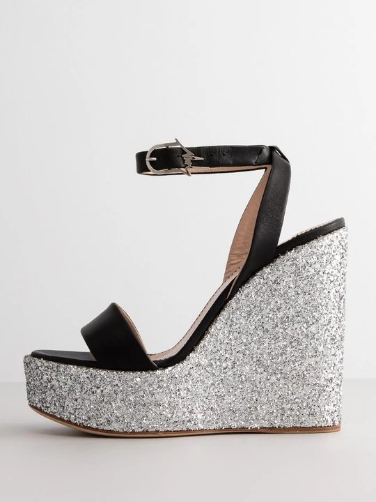 Obrázek produktu Sandály na klínu Giuseppe Zanotti stříbrná barva
