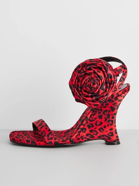 Obrázek produktu Sandály na klínu Jeffrey Campbell červená