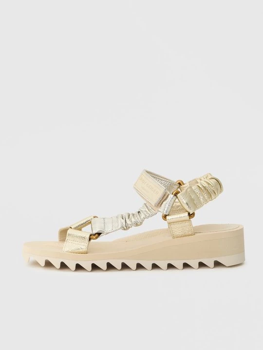 Obrázek produktu Sandály na klínu Kurt Geiger