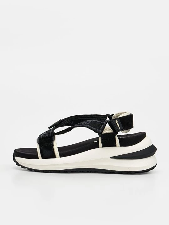 Obrázek produktu Sandály na klínu Pepe Jeans černá