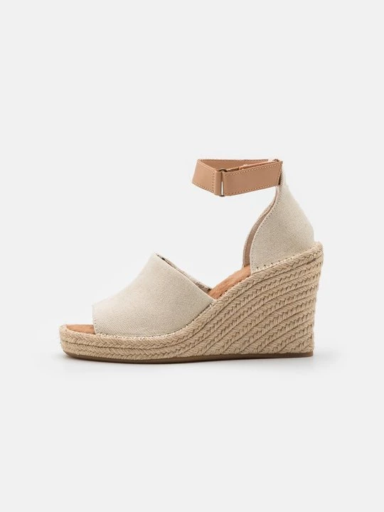 Obrázek produktu Sandály na klínu Toms béžová
