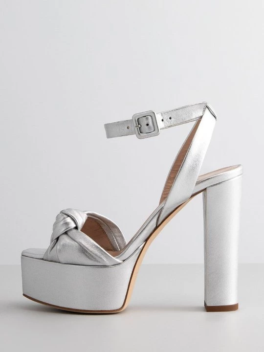 Obrázek produktu Sandály na platformě Giuseppe Zanotti stříbrná barva