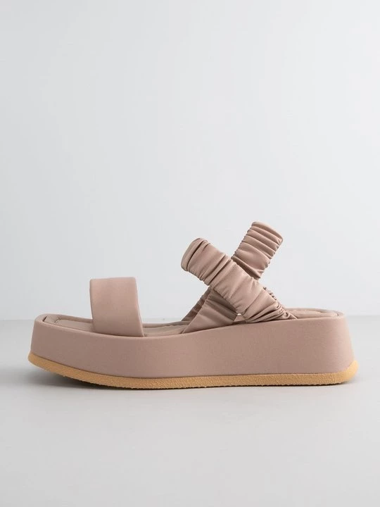 Obrázek produktu Sandály na platformě Pollini světle hnědošedá