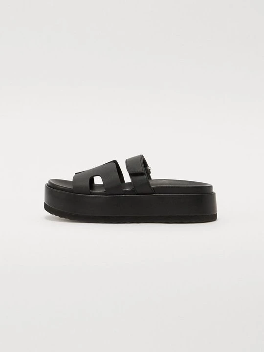 Obrázek produktu Sandály na platformě Steve Madden černá