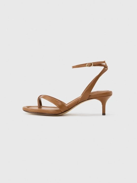 Obrázek produktu Sandály s odděleným palcem Alexandre Birman hnědá