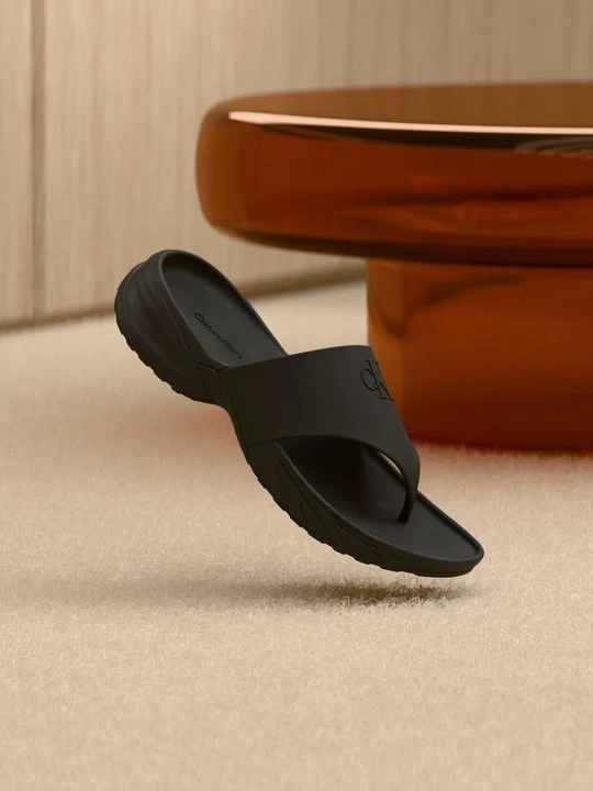 Obrázek produktu Sandály s odděleným palcem Calvin Klein černá