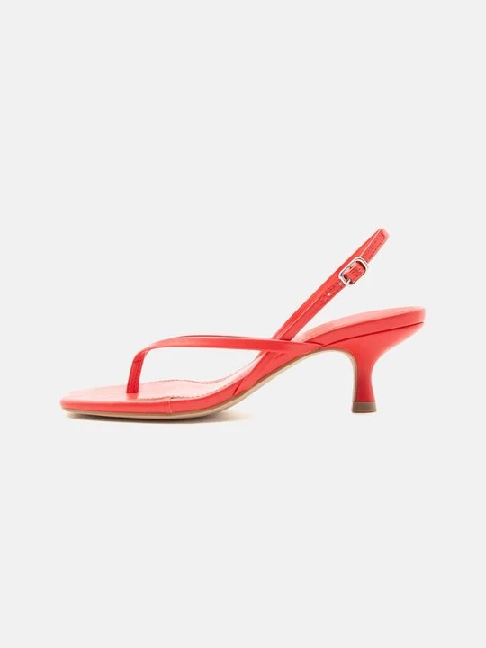 Obrázek produktu Sandály s odděleným palcem MADDEN GIRL červená