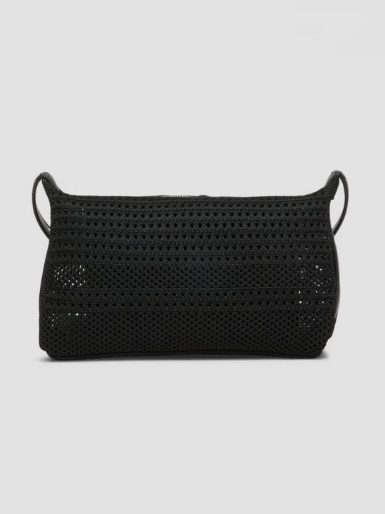 Obrázek produktu Shoulder-Bag aus Ajourstrick mit verstellbarem Schultergurt s.Oliver černá