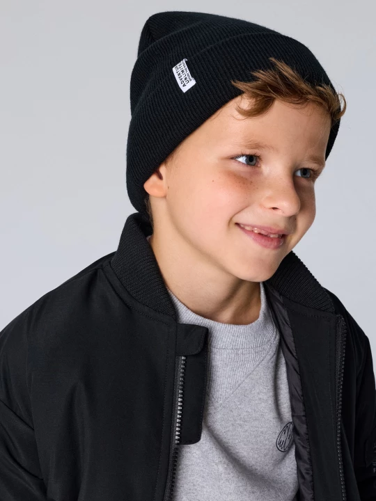 Obrázek produktu Sinsay - Czapka beanie z naszywką - czarny