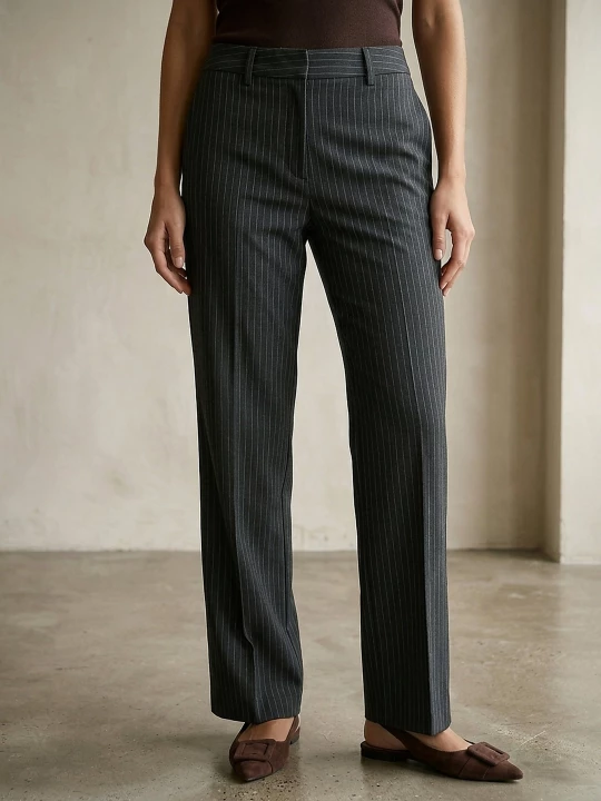Obrázek produktu Sinsay - Elegantní kalhoty straight leg s pruhy a směsí viskózy - námořnická modrá