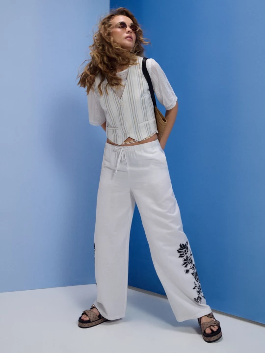 Obrázek produktu Sinsay - Kalhoty loose fit wide leg s příměsí viskózy a lnu - krémová