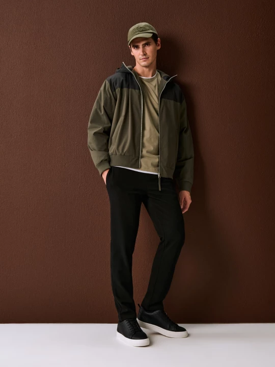 Obrázek produktu Sinsay - Teplákové jogger kalhoty z ottoman látky - černá